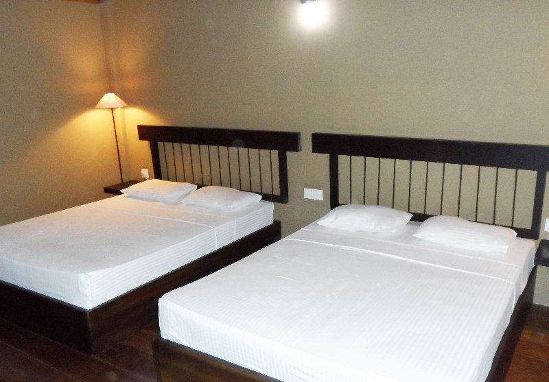 Bin Vino Hotel Doluwa Exterior foto