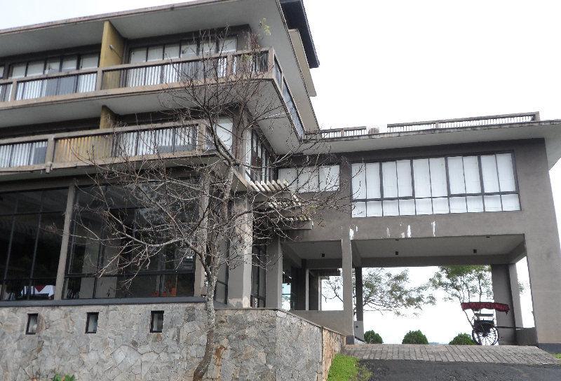 Bin Vino Hotel Doluwa Exterior foto